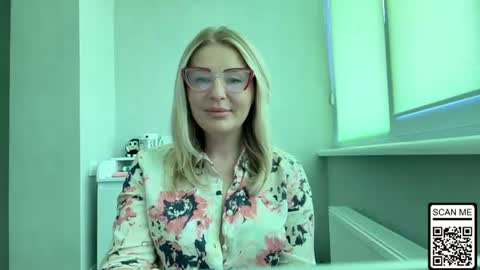 blondie_xoxoxo online show from July 2026 10:21:02 AM