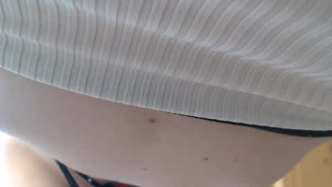 Snapshot of blondyelena chatting on April 2026 07:36:02 AM blondyelena online show from April 2026 07:36:02 AM