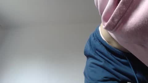 Snapshot of blondyelena chatting on May 2026 07:36:02 AM blondyelena online show from May 2026 07:36:02 AM