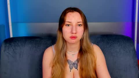 Snapshot of blondyjolly chatting on March 2026 01:43:01 AM blondyjolly online show from March 2026 01:43:01 AM