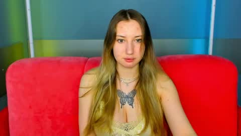 Snapshot of blondyjolly chatting on April 2026 01:17:01 AM blondyjolly online show from April 2026 01:17:01 AM