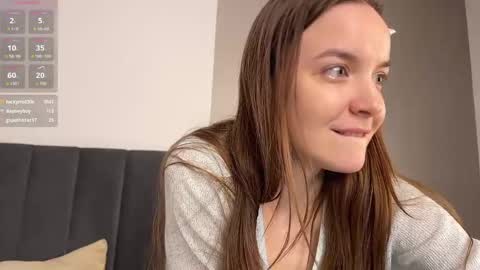 Snapshot of bloomyblue chatting on May 2026 07:45:02 PM bloomyblue online show from May 2026 07:45:02 PM
