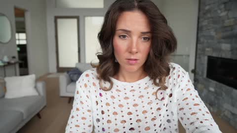 Snapshot of bloomyogi chatting on December 2024 07:25:02 PM Emma Bloom online show from December 2024 07:25:02 PM