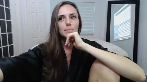 Sarah Zee online show from December 2024 06:16:01 PM