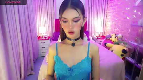 Snapshot of blue_aiveexx chatting on December 2024 09:52:01 AM aivee online show from December 2024 09:52:01 AM