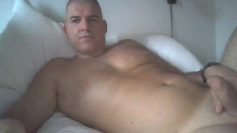 Snapshot of blue_eye_hot_dick chatting on November 2025 08:37:01 AM blue_eye_hot_dick online show from November 2025 08:37:01 AM