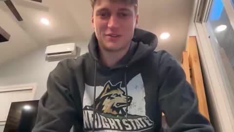 Beau online show from February 2026 04:33:02 AM