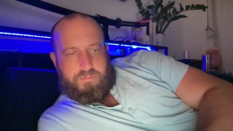 blue_eyes247 online show from May 2026 12:51:02 AM