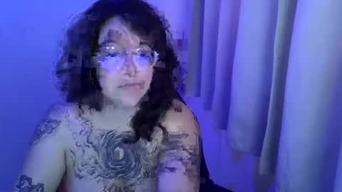 blue_liz online show from October 2025 07:26:01 PM