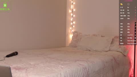 Blue online show from September 2025 02:02:02 AM