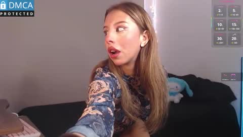 Blue online show from December 2025 04:14:02 PM