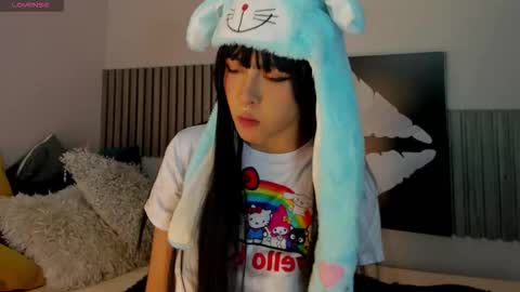 blue_sixx online show from October 2025 11:03:01 PM