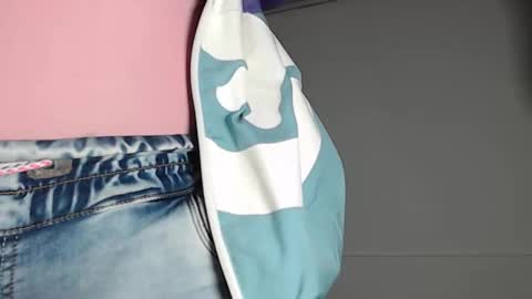 Snapshot of blue_water_cs chatting on October 2025 05:19:01 AM blue_water_cs online show from October 2025 05:19:01 AM