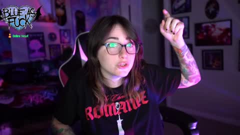 Snapshot of blueasfuck chatting on December 2024 04:31:02 AM Blue online show from December 2024 04:31:02 AM