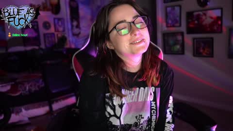 Snapshot of blueasfuck chatting on December 2024 02:20:02 AM Blue online show from December 2024 02:20:02 AM