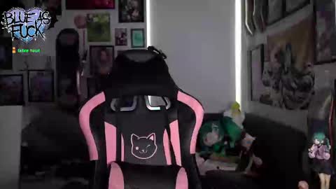 Snapshot of blueasfuck chatting on September 2025 01:09:01 AM Blue online show from September 2025 01:09:01 AM