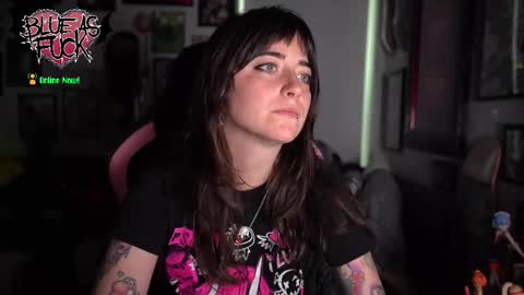 Snapshot of blueasfuck chatting on October 2025 11:51:02 PM Blue online show from October 2025 11:51:02 PM