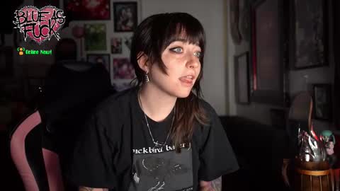 Snapshot of blueasfuck chatting on February 2026 01:32:01 AM Blue online show from February 2026 01:32:01 AM