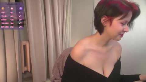 bluebeell online show from November 2025 09:58:01 PM