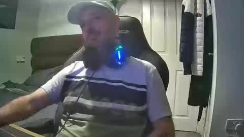 Snapshot of bluebirdflame1 chatting on December 2024 09:51:01 PM bluebirdflame1 online show from December 2024 09:51:01 PM