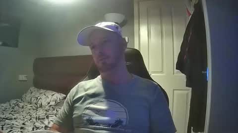 Snapshot of bluebirdflame1 chatting on October 2025 08:10:01 PM bluebirdflame1 online show from October 2025 08:10:01 PM