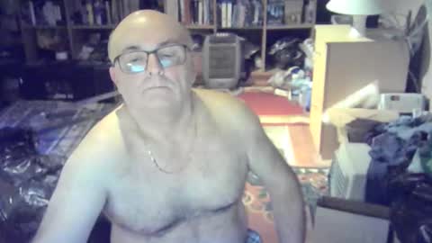 bluebox65 online show from December 2025 06:49:01 PM