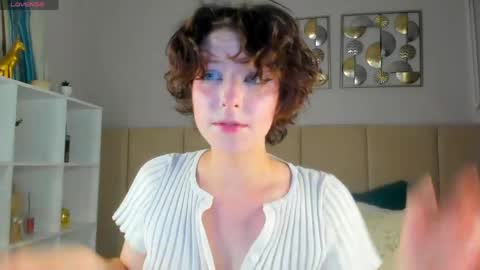 Charlotte  dont forget to thumbs up me  online show from June 2026 03:18:01 AM