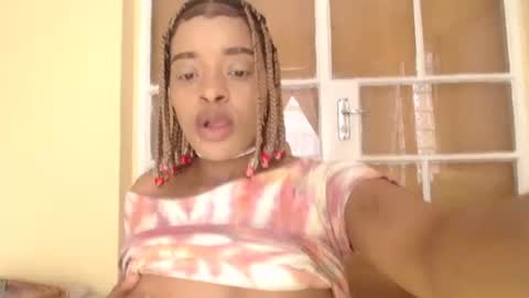 Tee online show from November 2025 11:42:01 AM