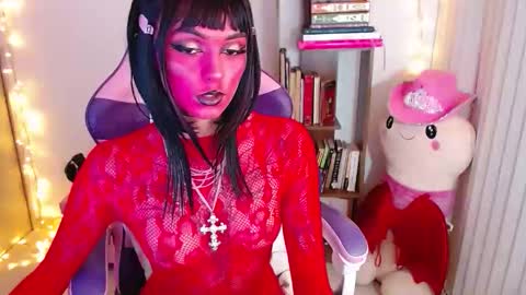 Im Abril .. Nice to meet you  thumb up me please its important  INDEPENDENT MODEL online show from October 2025 01:39:01 AM