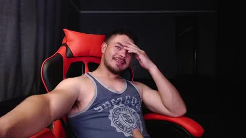 blueeyeboy0 online show from December 2024 04:38:02 PM