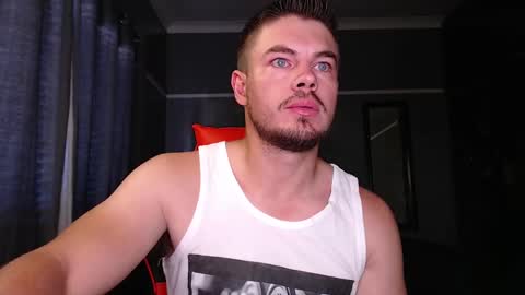 blueeyeboy0 online show from December 2024 04:31:02 AM