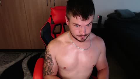 blueeyeboy0 online show from January 2025 03:57:02 PM