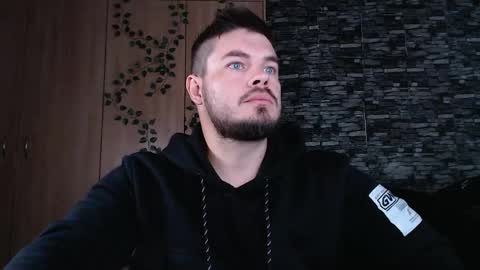 blueeyeboy0 online show from May 2026 08:11:01 AM