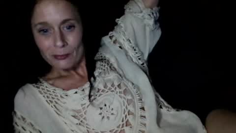 Blueeyedlie online show from July 2026 06:28:02 AM