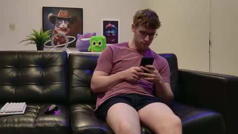 Snapshot of blueeyedtallguy chatting on October 2025 01:13:01 AM blueeyedtallguy online show from October 2025 01:13:01 AM