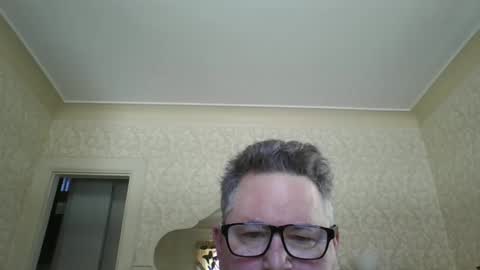 bluemoose70 online show from March 2025 04:53:01 PM