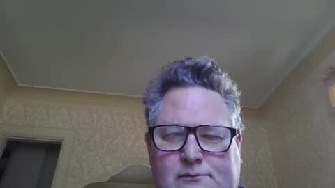 bluemoose70 online show from October 2025 04:04:01 PM