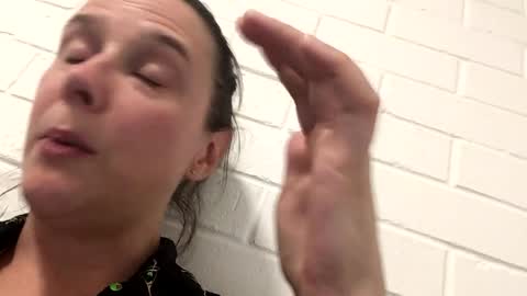 Snapshot of bluexstacey chatting on November 2025 09:09:01 AM Stacey online show from November 2025 09:09:01 AM