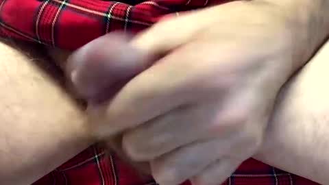 Snapshot of blueyedudeseattle chatting on March 2025 06:12:01 PM Blueyedudeseattle online show from March 2025 06:12:01 PM