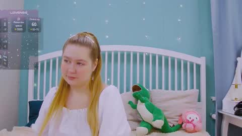 Ellie3 online show from March 2025 11:18:01 AM