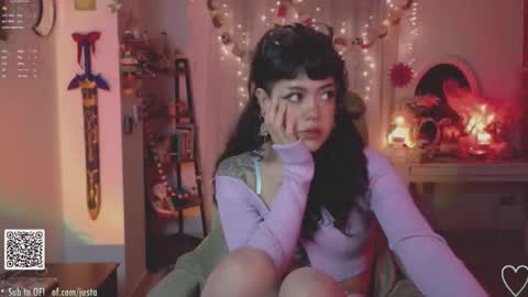 Snapshot of blushing_nymph chatting on December 2025 02:05:02 AM Im Nym Justa nymph on twitter and IG online show from December 2025 02:05:02 AM