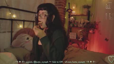 Snapshot of blushing_nymph chatting on February 2026 01:53:02 AM Im Nym Justa nymph on twitter and IG online show from February 2026 01:53:02 AM