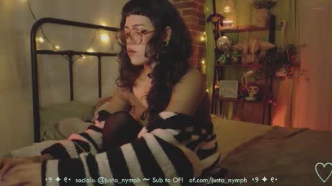 Snapshot of blushing_nymph chatting on February 2026 12:28:01 AM Im Nym Justa nymph on twitter and IG online show from February 2026 12:28:01 AM