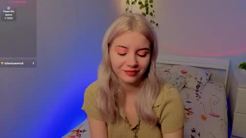 Chloe online show from October 2025 07:21:01 AM