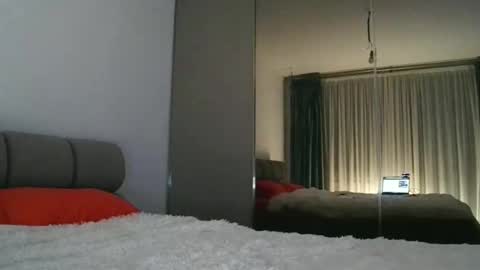 Snapshot of blushsparrow chatting on November 2025 09:48:02 PM BlushSparrow online show from November 2025 09:48:02 PM