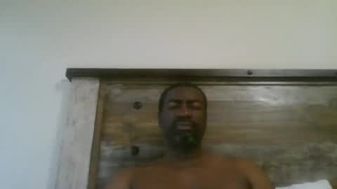 bluuthunder1914 online show from February 2026 02:45:01 PM