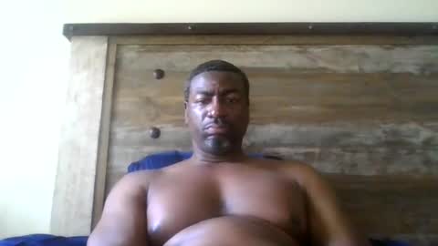 bluuthunder1914 online show from June 2026 07:49:02 PM