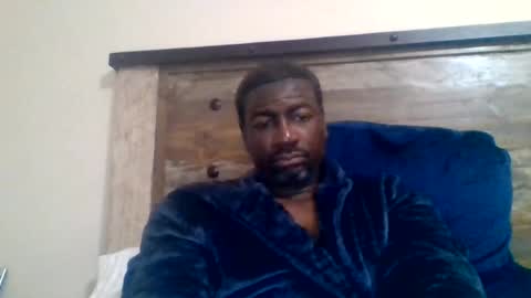 bluuthunder1914 online show from August 2026 02:26:02 AM