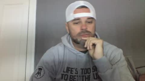 Snapshot of bmatt1903 chatting on January 2025 07:28:02 PM BMATT1903 online show from January 2025 07:28:02 PM