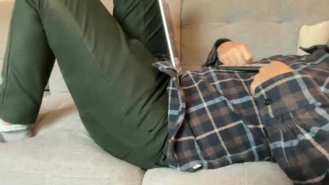 bmclovin_7 online show from September 2025 05:40:01 PM